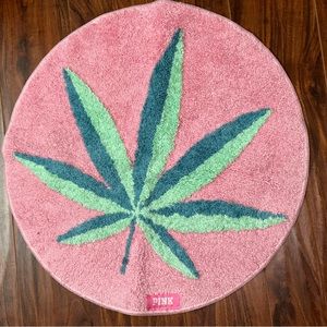 Victoria’s Secret PINK Coco Chill Bath Mat Rug